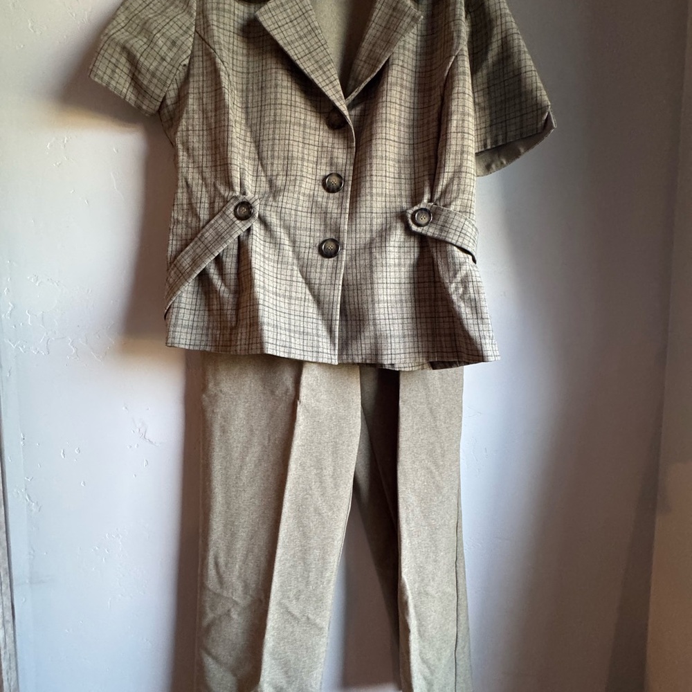 Vintage Plaid Women's Pantsuit